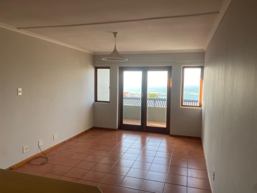 To Let 2 Bedroom Property for Rent in Mossel Bay Central Western Cape